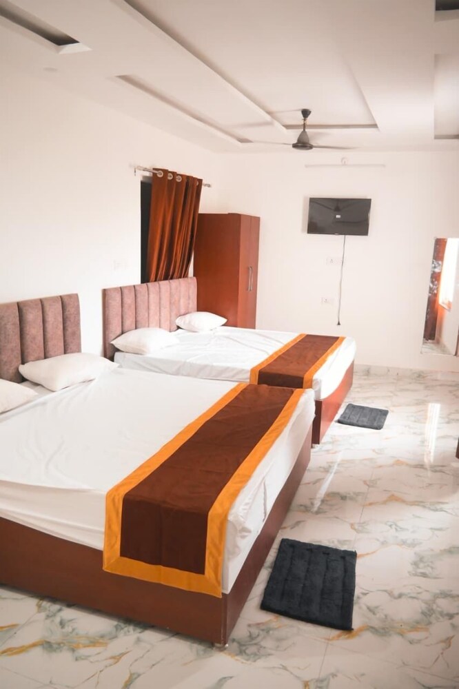 Family Quadruple Room, Balcony, Garden View photo 2