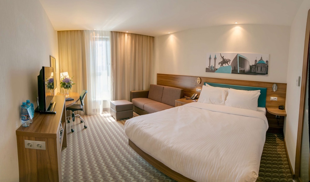 Room, 1 Queen Bed with Sofa bed photo 1