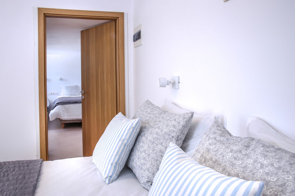 Superior Suite, 2 Bedrooms, Balcony, Sea View photo 2