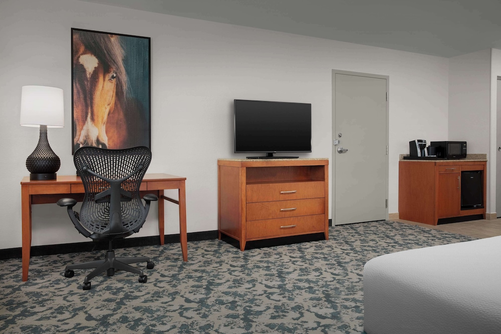 Room - Photo 1