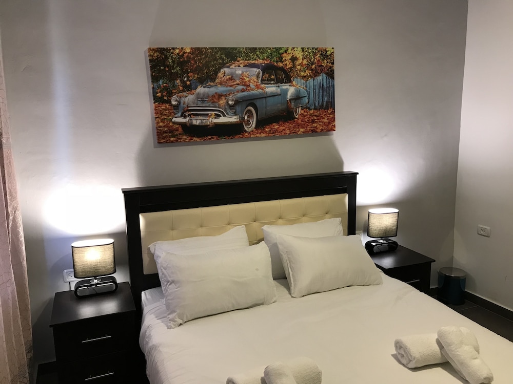 Royal Suite, 2 Bedrooms photo 2