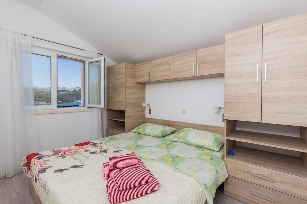 Apartment (One Bedroom Apartment With Balcony An) photo 1