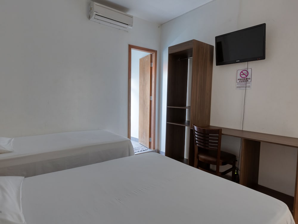 Triple Room, Multiple Beds photo 1