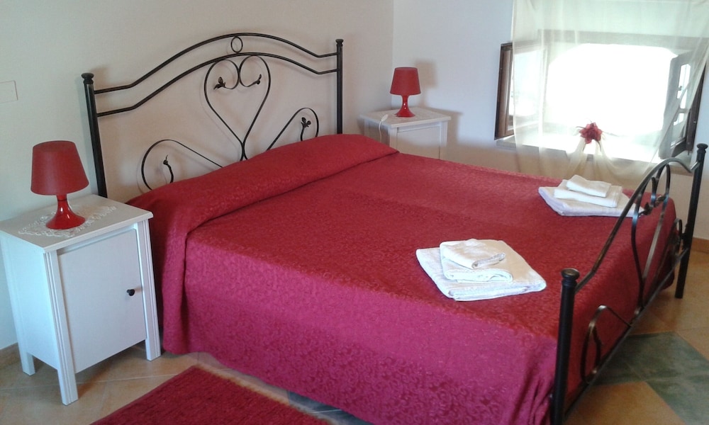 Exclusive Apartment, 1 Bedroom, Beachfront photo 1