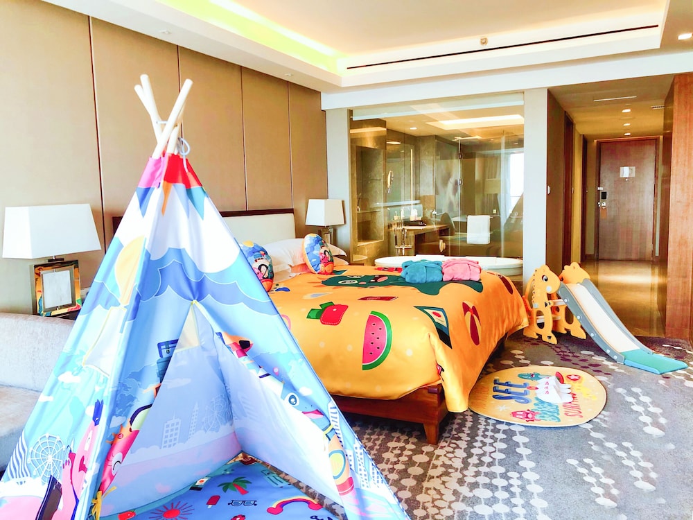 Premium Room, City View (Kids Theme) - Photo 1