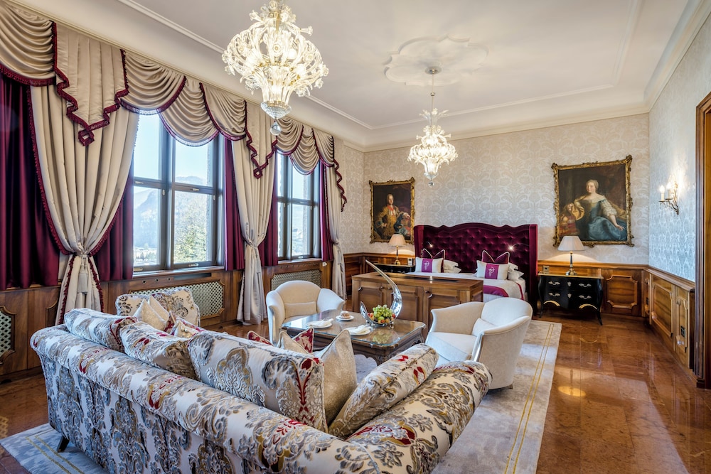 Royal Suite, 1 King Bed, Terrace, City View photo 2