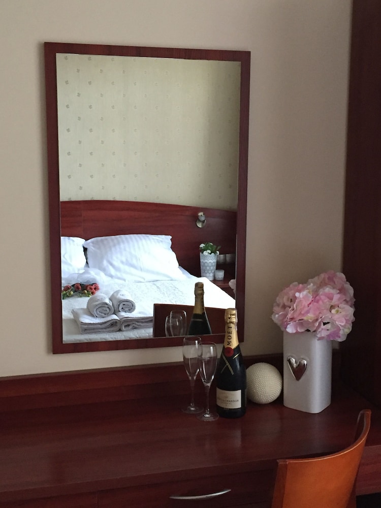 Suite, 1 Bedroom, Non Smoking - Photo 2