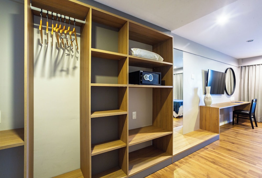 Luxury Twin Room - Photo 3