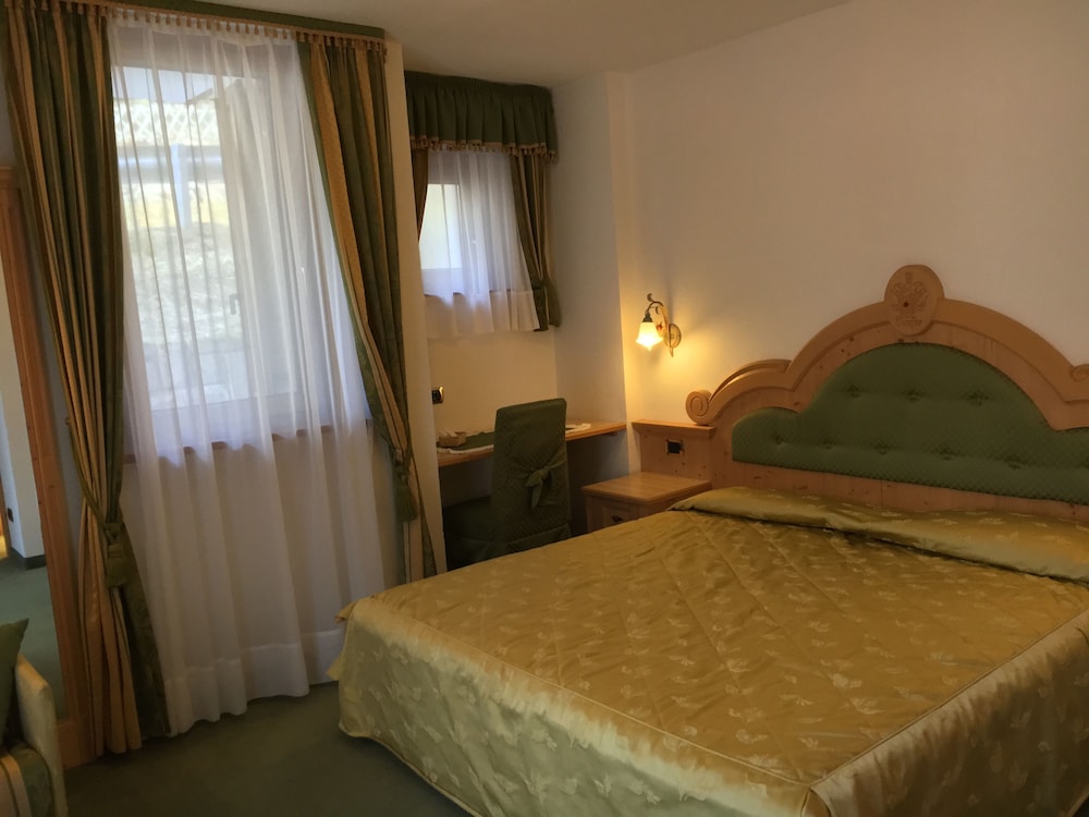 Standard Double Room photo 2