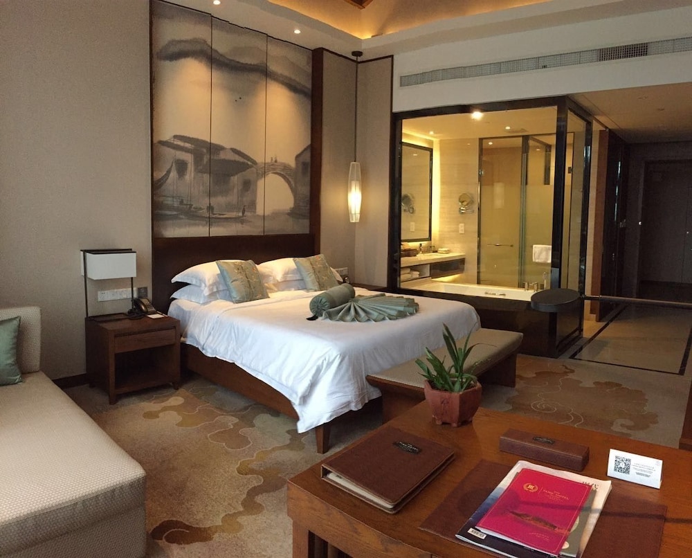Deluxe Double Room, Garden View photo 3