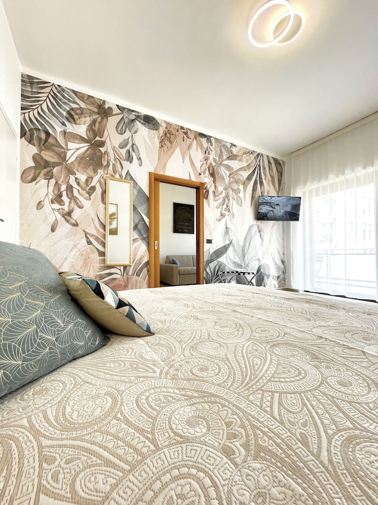 Superior Studio Suite photo 3