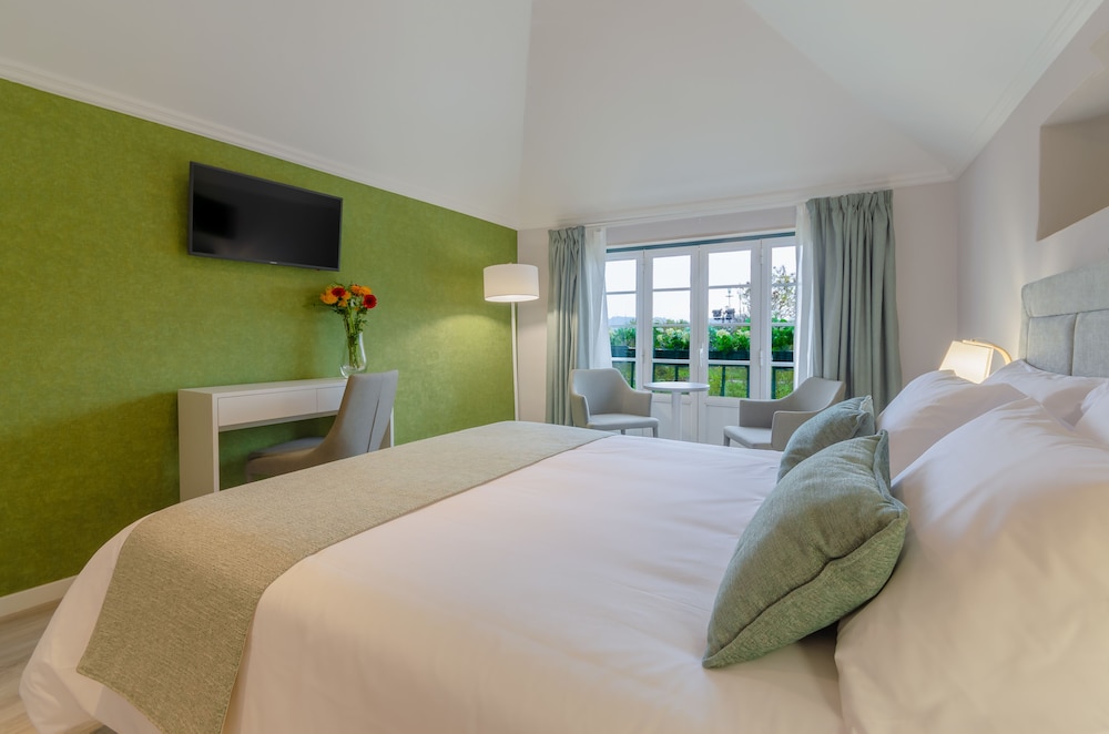 Superior Double Room, 1 Queen Bed, Garden View photo 2