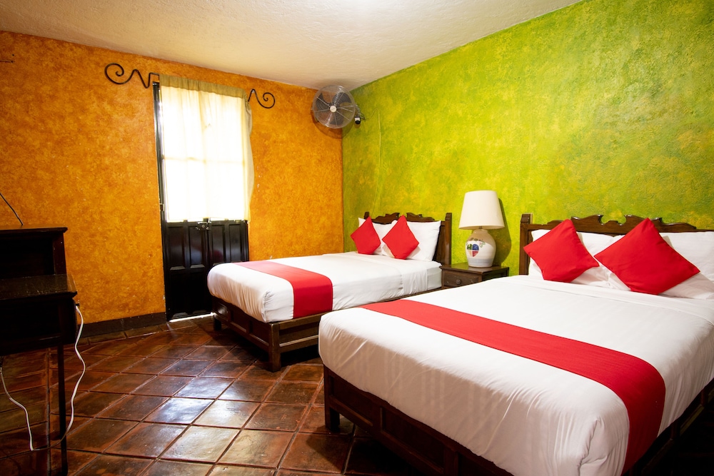 Standard Room, 2 Double Beds