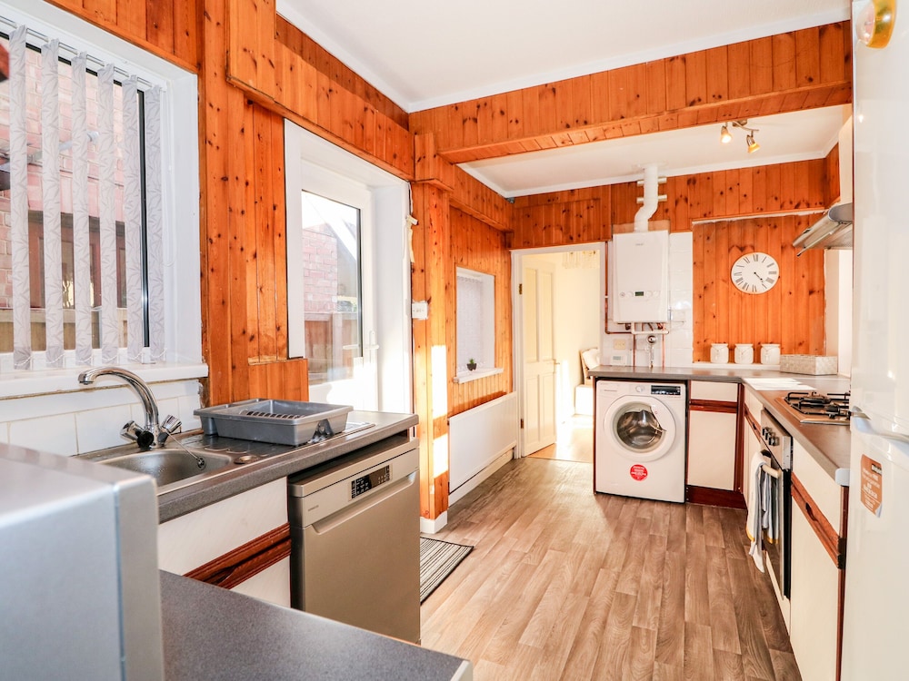 Single Room, 1 Twin Bed, Ensuite photo 1