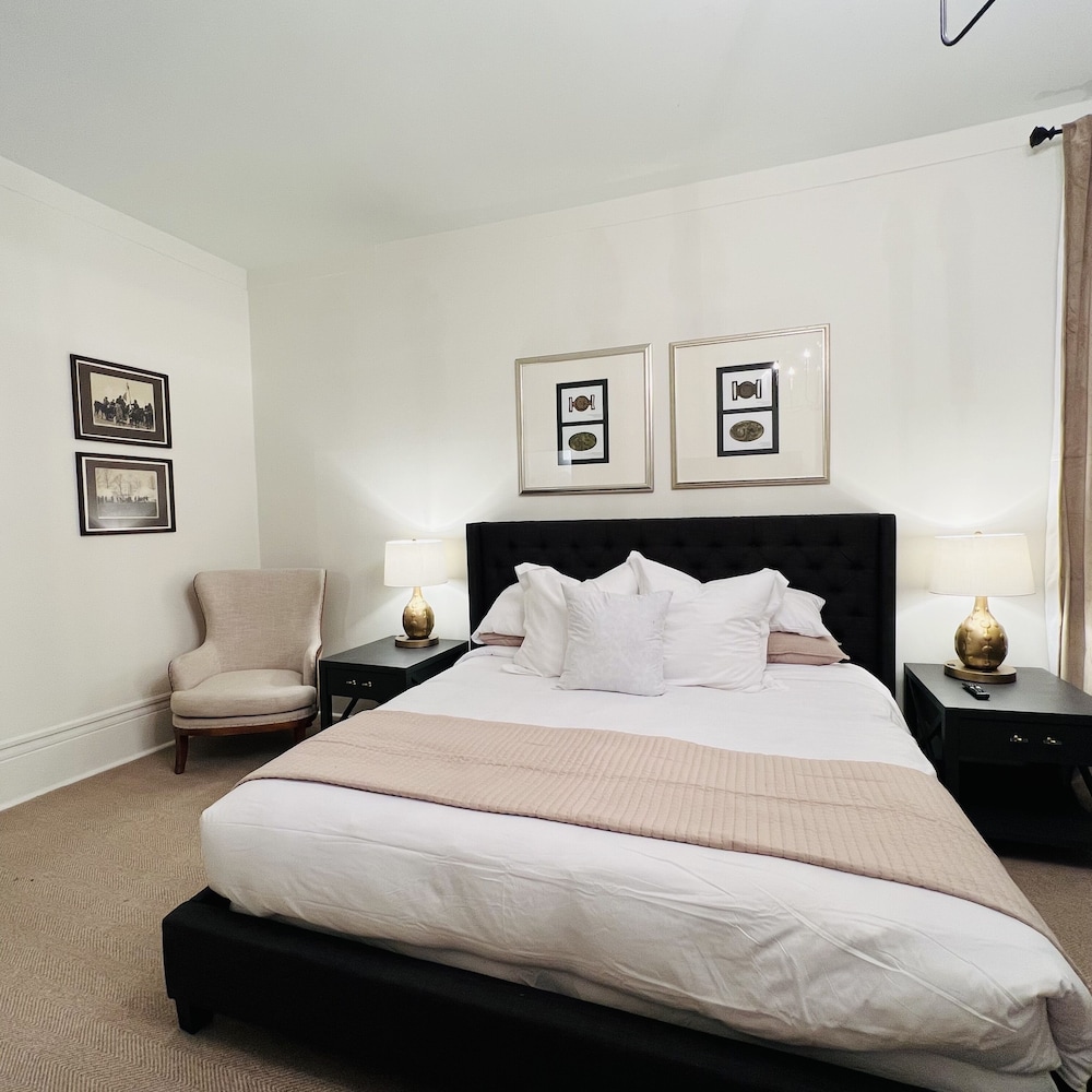 Standard Double Room, Ensuite (Franklin - Guest Suite) photo 2