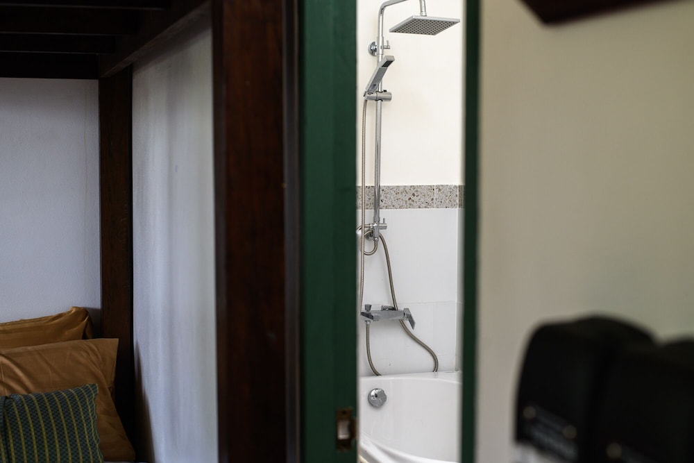 Family Room - Photo 7