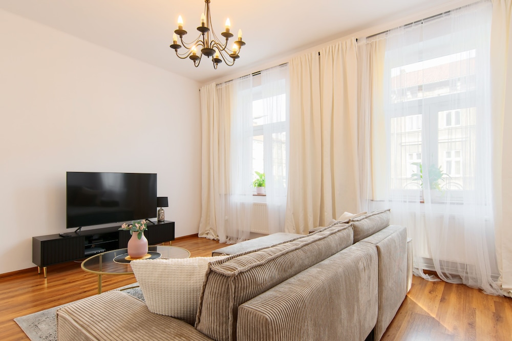 Family Apartment photo 3