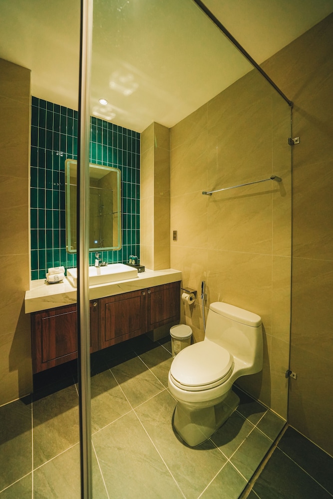 Deluxe Triple Room - Photo 17
