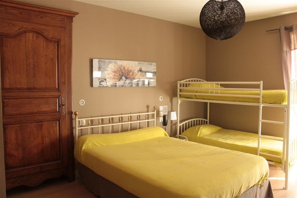Classic Room, Multiple Beds
