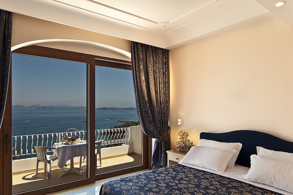 Superior Double Room, Balcony, Sea View - Photo 5