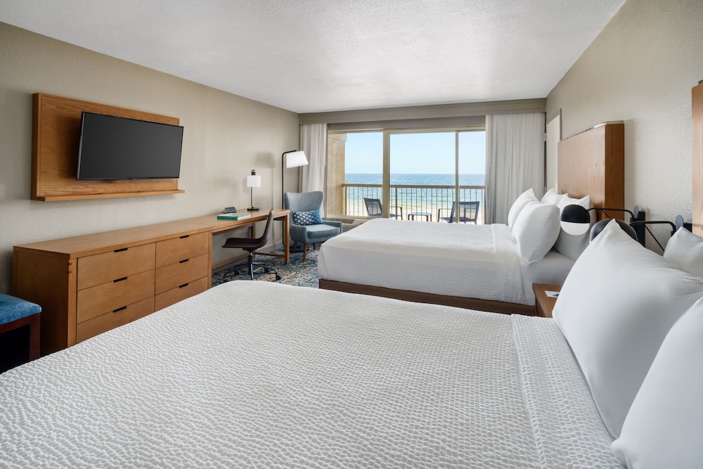 Deluxe Room, 2 Queen Beds, Balcony (View) - Photo 10