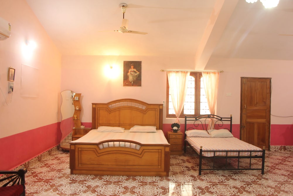 Double Or Twin Room photo 2