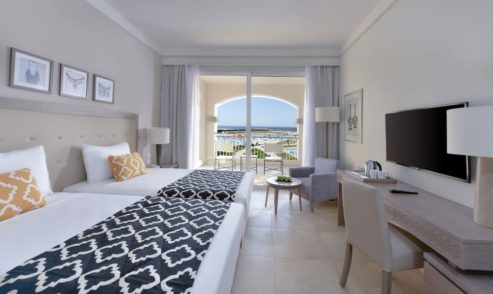 Superior Room, Garden View (Queen Or Twin Beds) - Photo 3