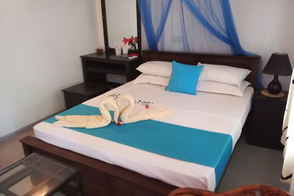 Luxury Double Room, Private Bathroom, Garden View photo 2