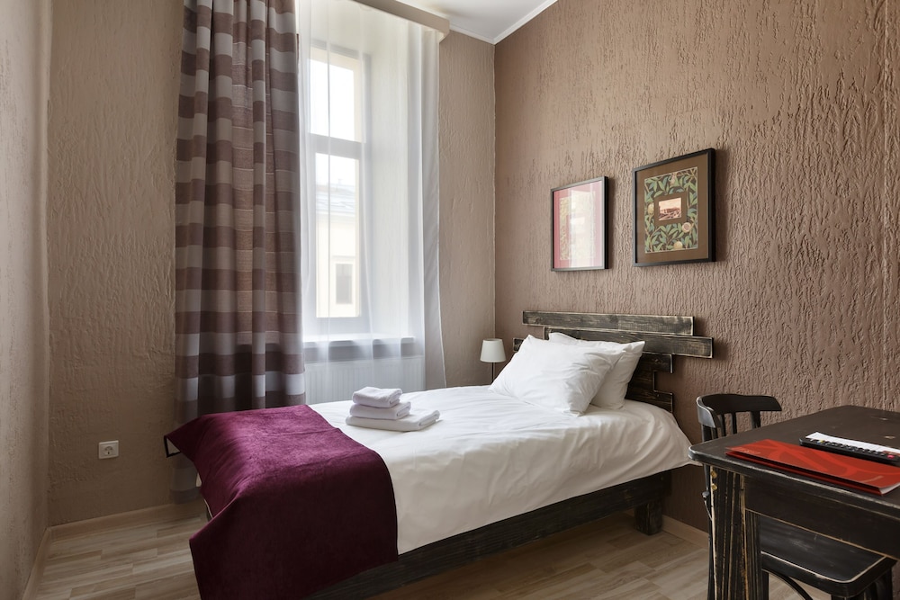 Basic Single Room
