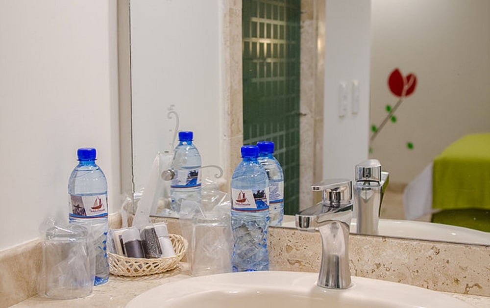Superior Room, Non Smoking, Jetted Tub photo 2