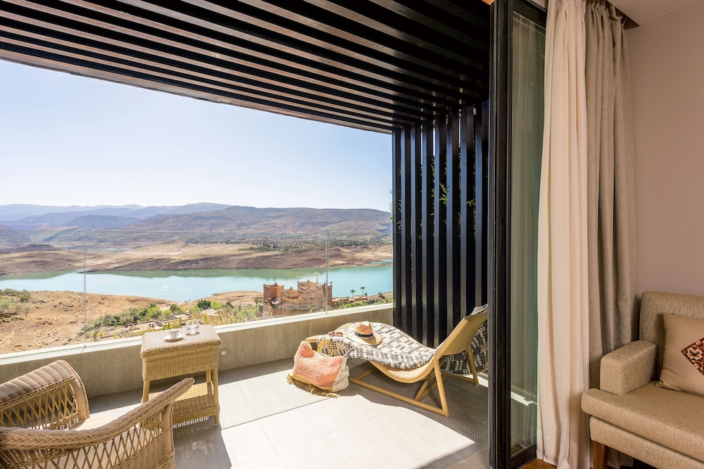 Premium Room, 1 Bedroom, Lake View