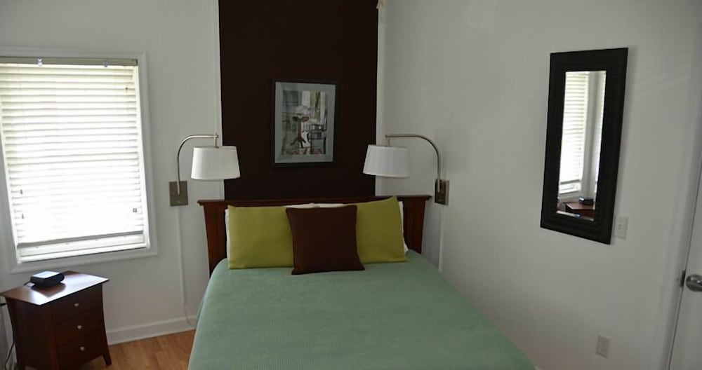 Apartment, 2 Queen Beds Off property photo 3