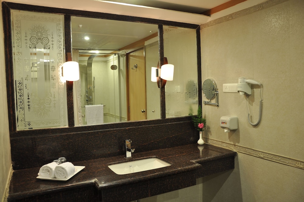 Executive Room photo 3