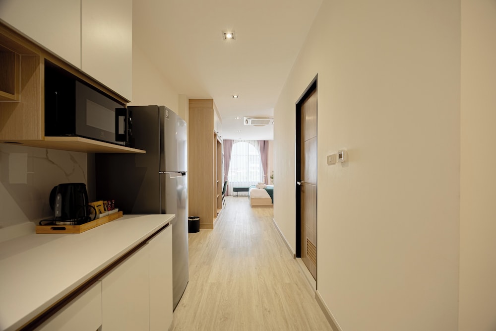 Deluxe Double Room, City View photo 2