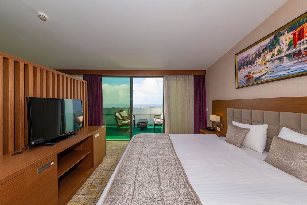 Deluxe Suite, Sea View photo 1