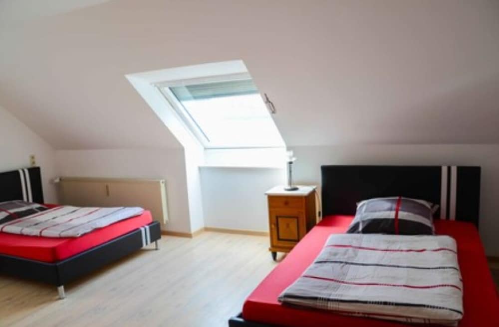 Apartment, 4 Bedrooms (Dachgeschoss, links) photo 1