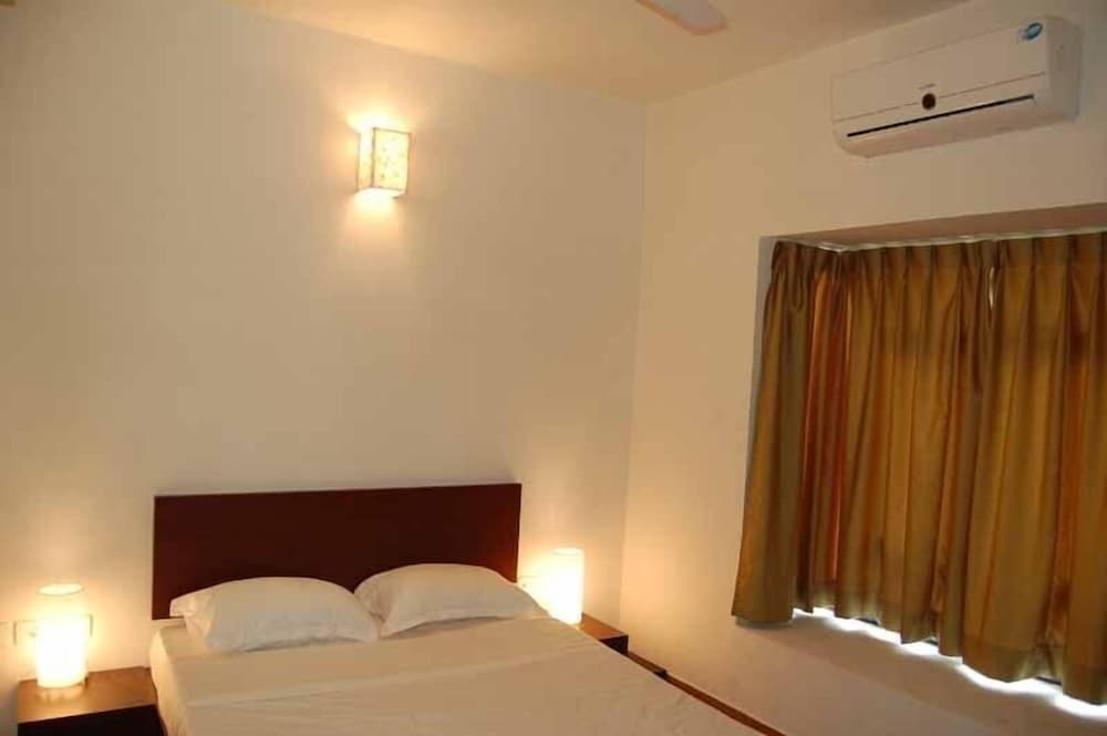 Executive Room, 1 Queen Bed photo 1