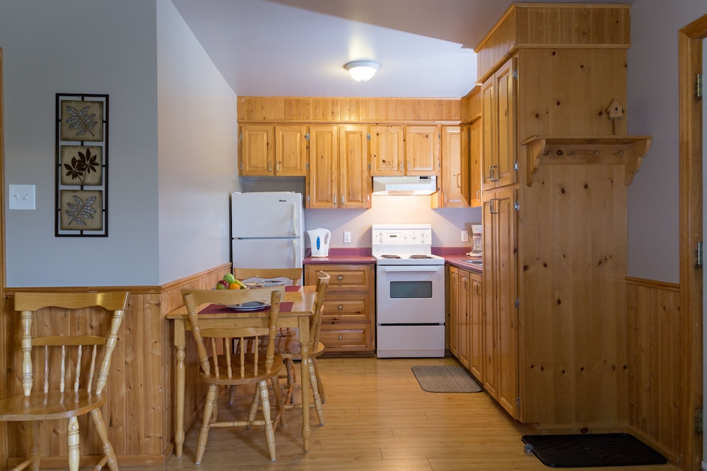 Standard Cabin photo 3