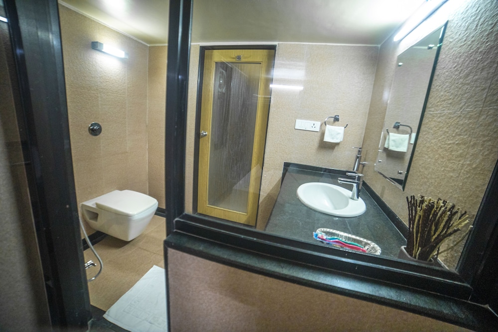 Royal Suite photo 2