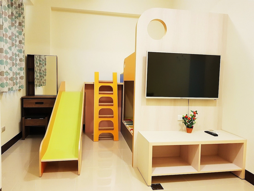 Family Suite, 1 Bedroom, Non Smoking photo 2