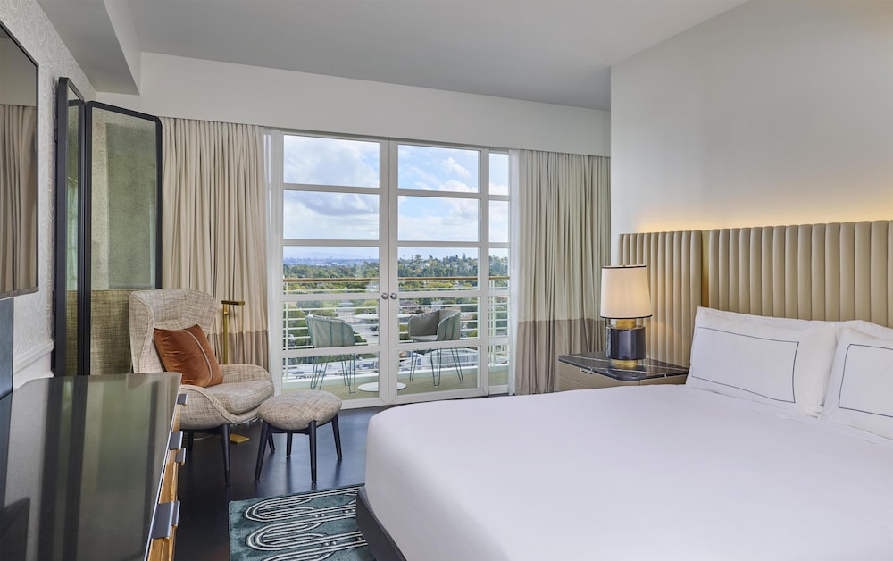 Suite, 1 King Bed