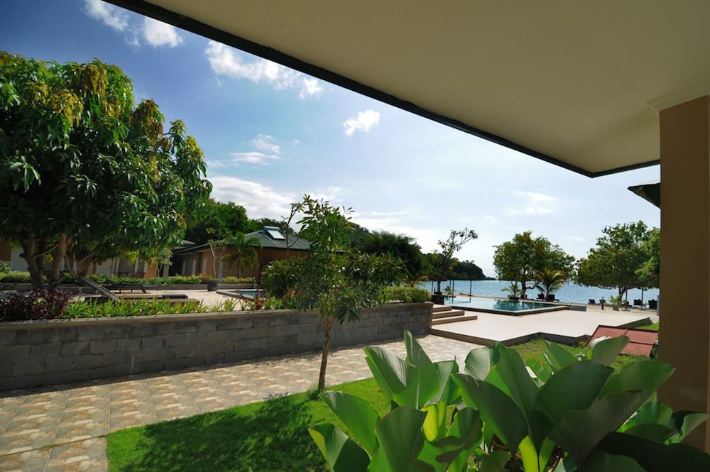 Deluxe Double or Twin Room, Garden View (Cottage Garden)