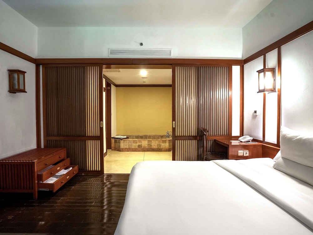 Duplex, 1 Queen Bed with Sofa bed (Suite) photo 2