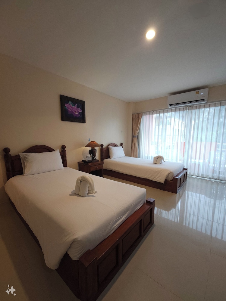 Superior Double Room with Shower photo 2