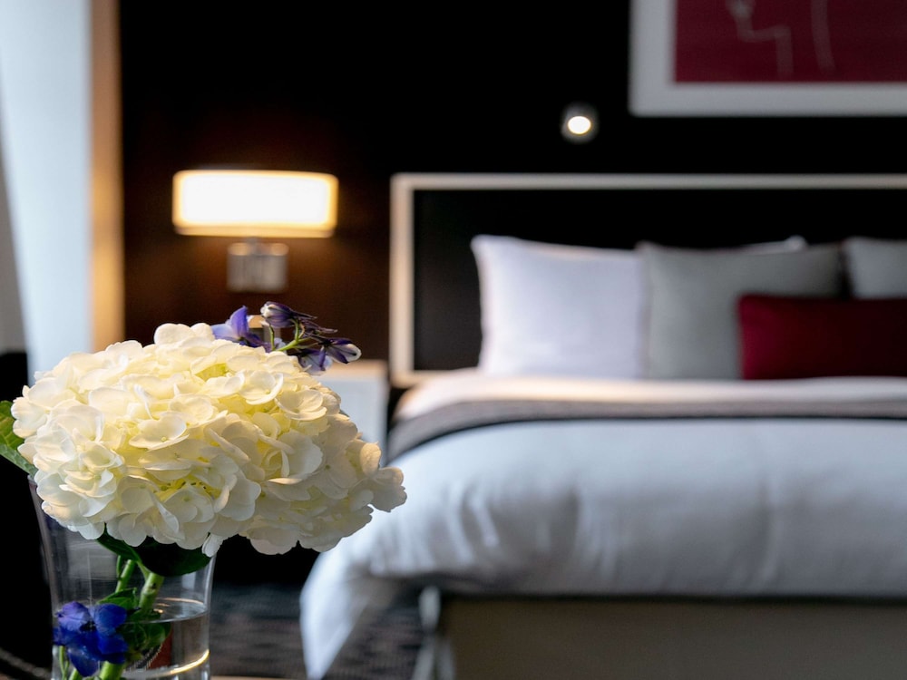 Superior Room, 1 King Bed - Photo 5