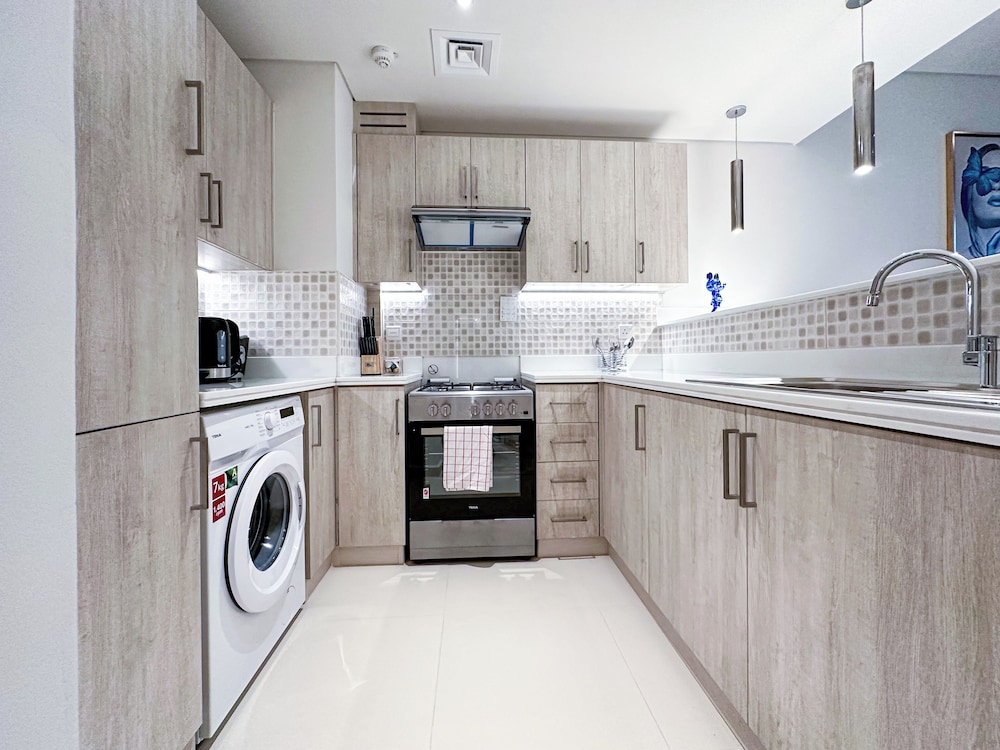 Luxury Apartment photo 2