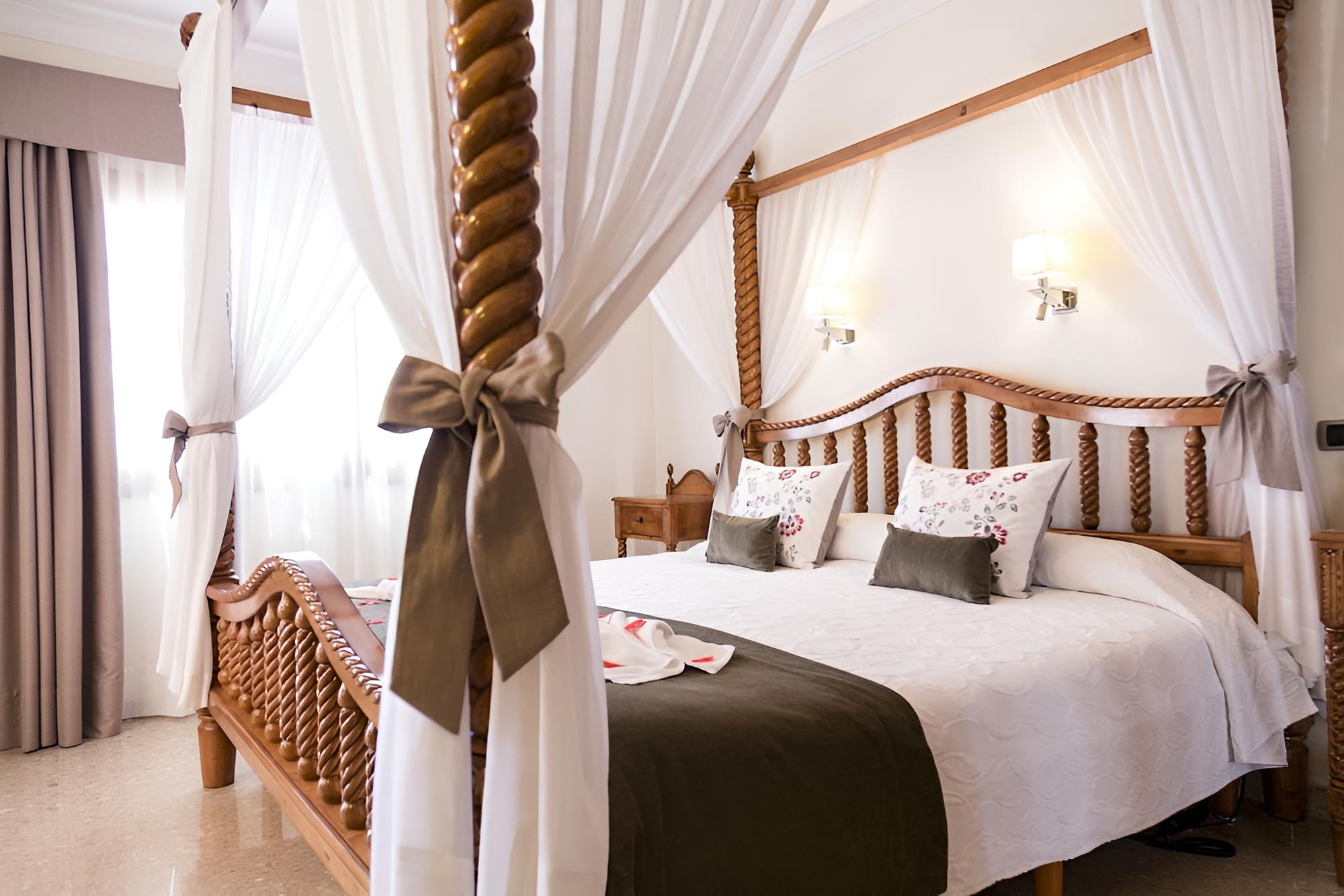 Grand Suite (2 adults + 1 child) photo 1