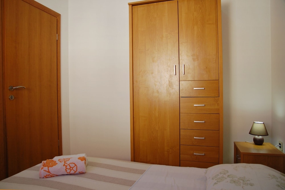 Apartment, 2 Bedrooms (A6)