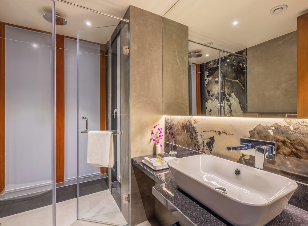 Grand Studio Suite, Garden View photo 2