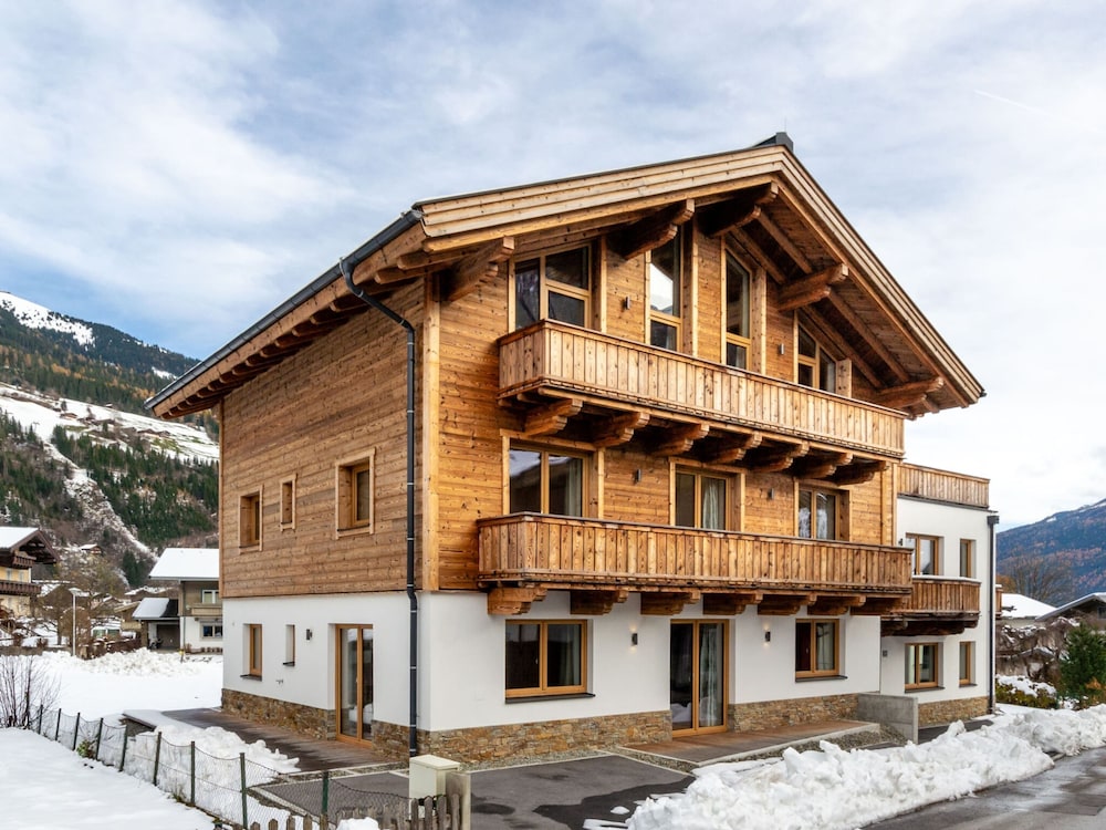 Chalet photo 1